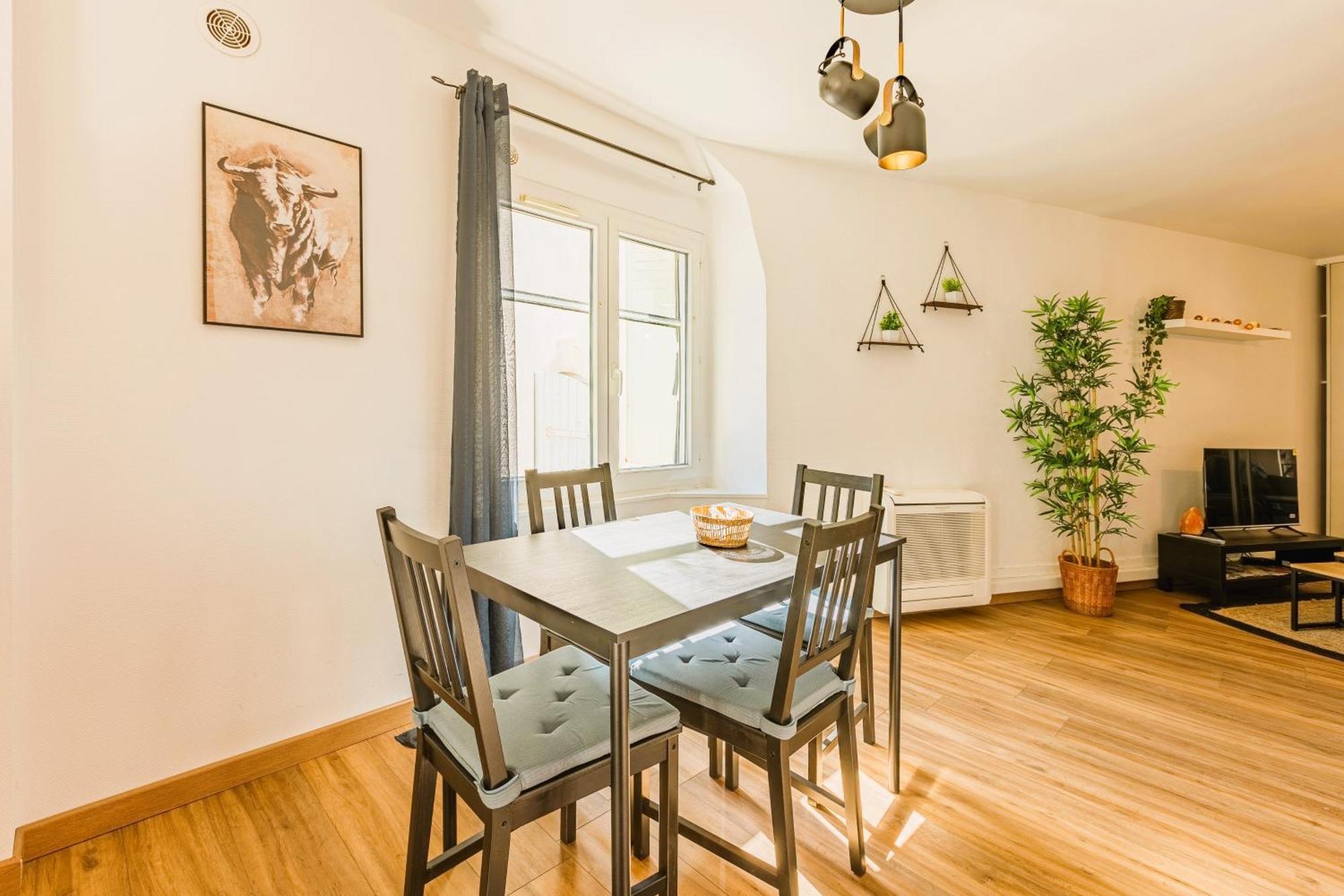 Apartment T2 Cathedrale & Torre Ventosa - - Clim - Wifi - Balcon - Free Parking Sur Demande